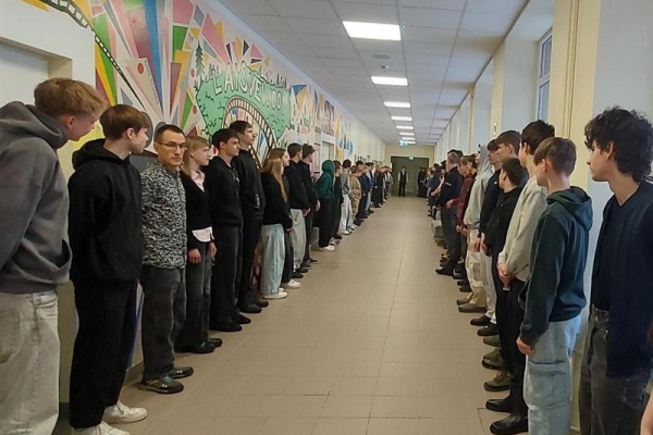 Gimnazijoje skambėjo Tautiška giesmė